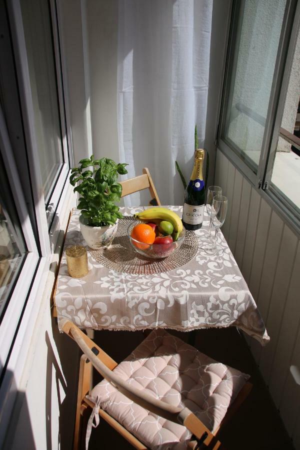 Stylish And Spacious By Cooee Apartments Varsóvia Exterior foto