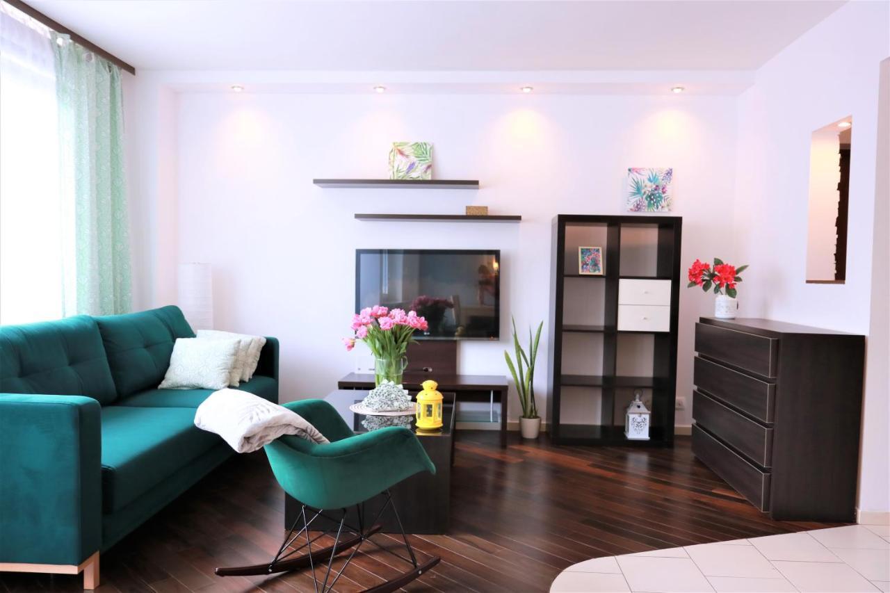 Stylish And Spacious By Cooee Apartments Varsóvia Exterior foto